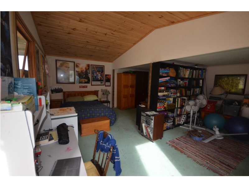 926 Linton – Carngham Road, Snake Valley VIC 3351