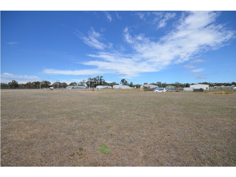 11 Blackney Drive, Avoca VIC 3467