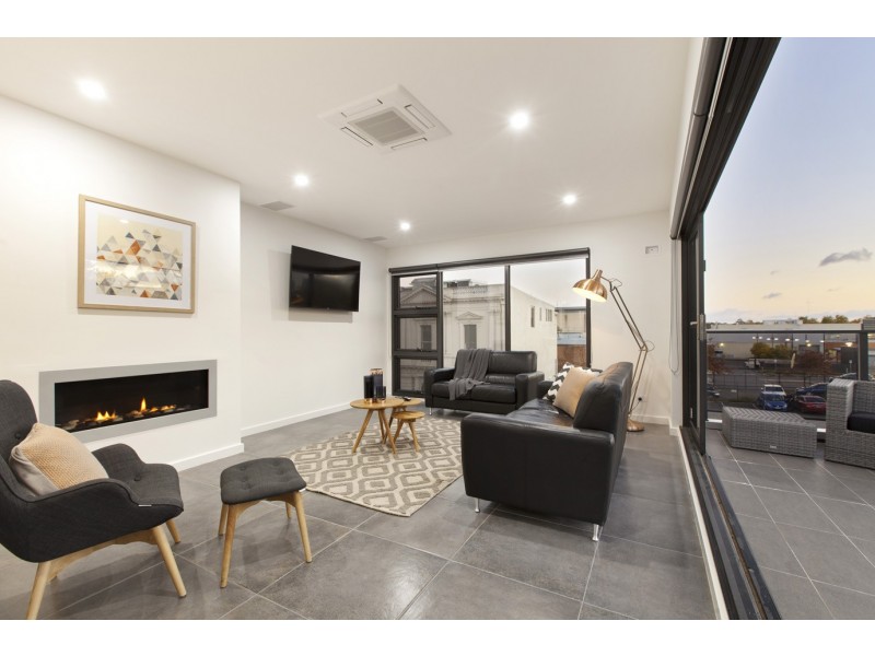 4/11 Lewis Street, Ballarat Central VIC 3350