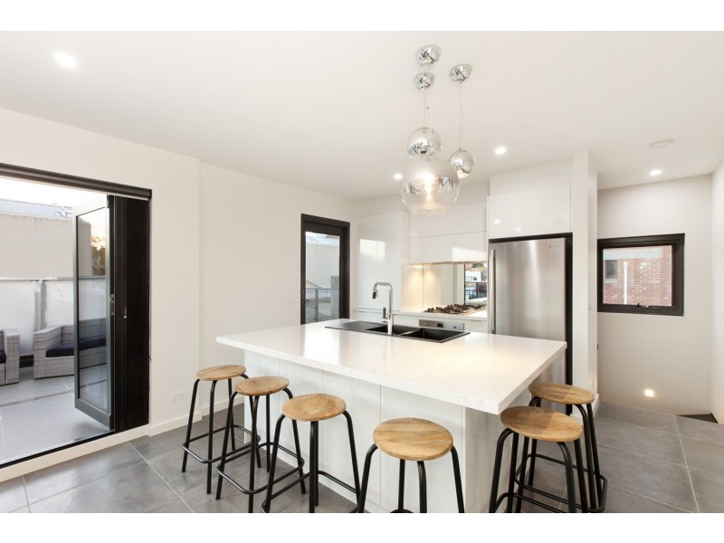 4/11 Lewis Street, Ballarat Central VIC 3350