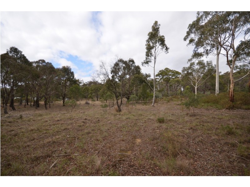 67 Golf Course Lane, Beaufort VIC 3373