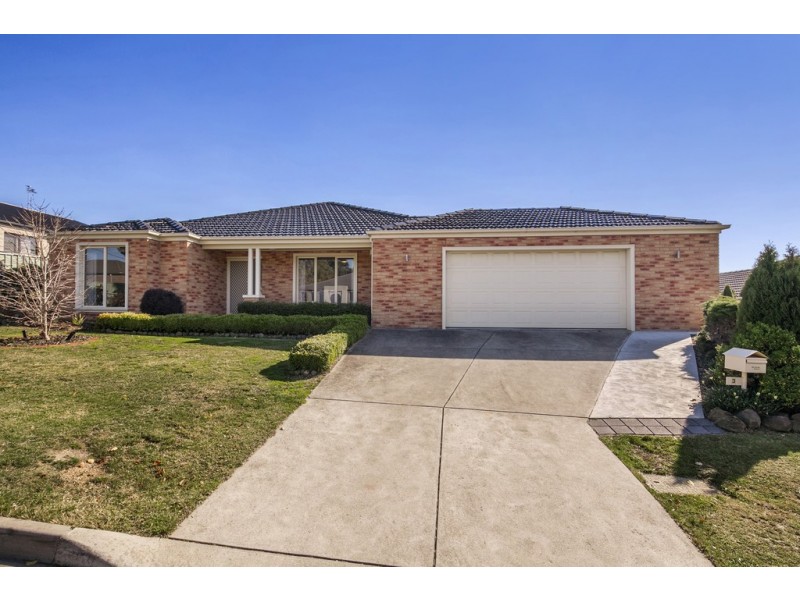 3 Clayton Park Drive, Canadian VIC 3350