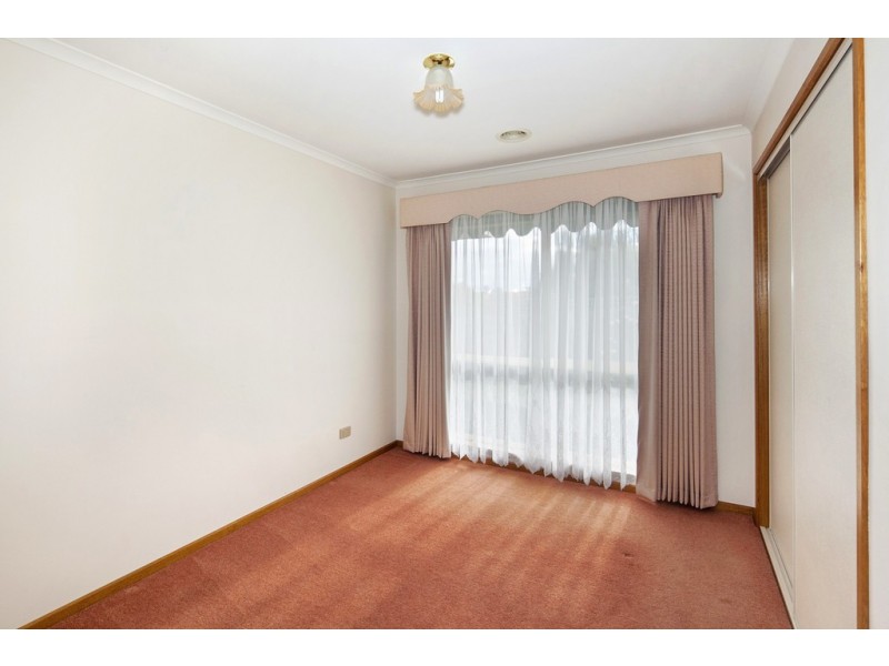 2/212 Clayton Street, Canadian VIC 3350