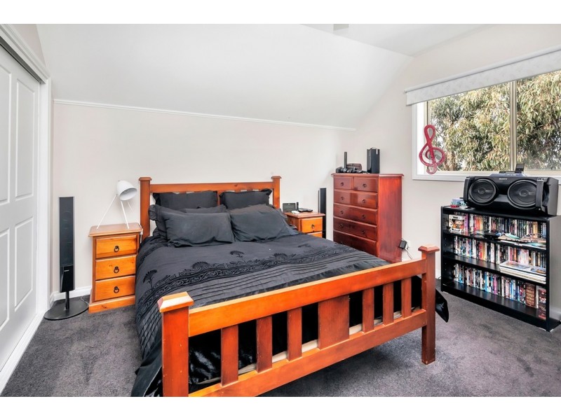 24 Shamus Drive, Ross Creek VIC 3351