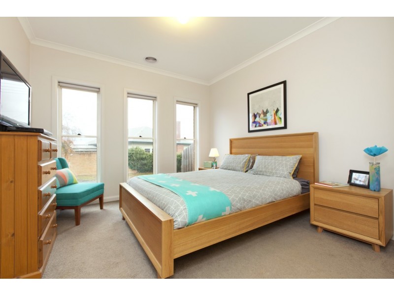 24 Ford Street, Ballarat East VIC 3350