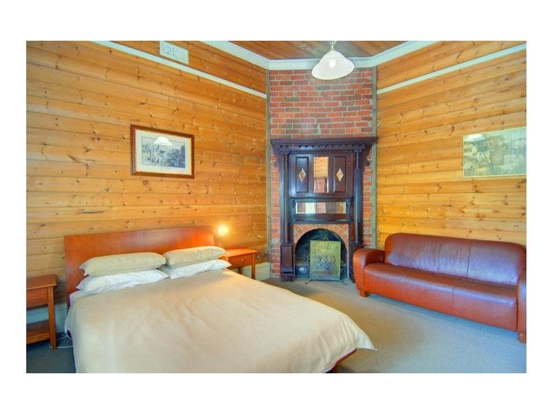 3 Queen Street and 34 Hopetoun Street, Ballarat VIC 3350