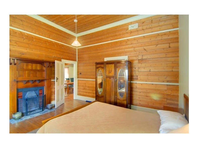 3 Queen Street and 34 Hopetoun Street, Ballarat VIC 3350