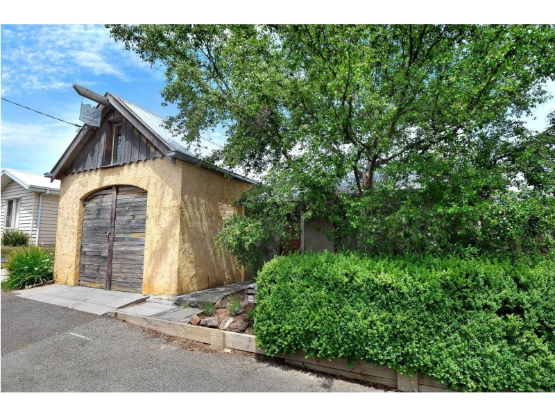 3 Queen Street and 34 Hopetoun Street, Ballarat VIC 3350