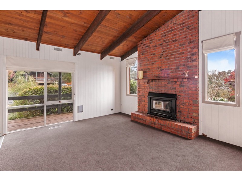 40 Landale Avenue, Mount Clear VIC 3350