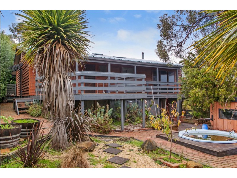 40 Landale Avenue, Mount Clear VIC 3350