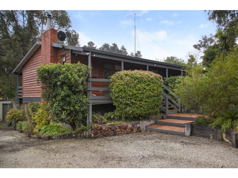 40 Landale Avenue, Mount Clear VIC 3350