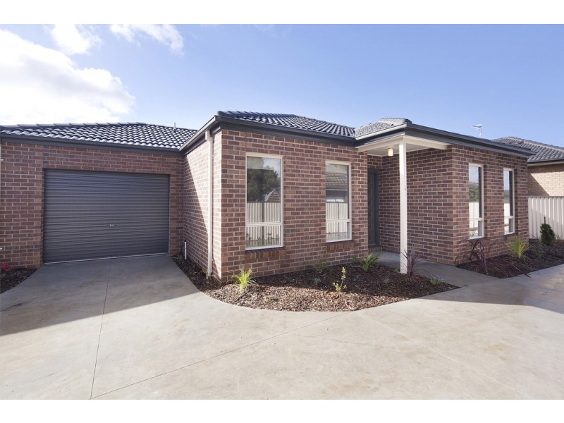 3/332a Albert Street, Sebastopol VIC 3356