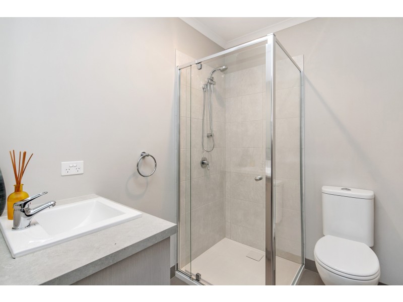 13 Ron Court, Ballarat VIC 3350