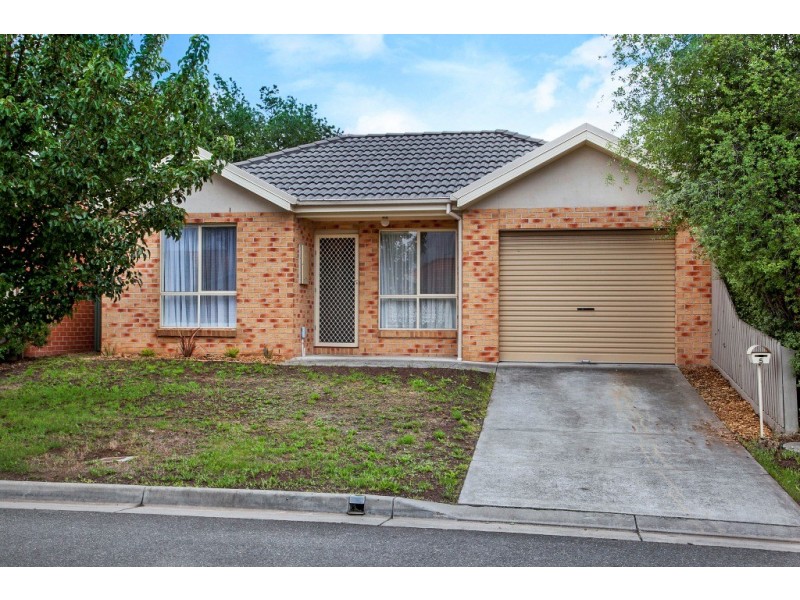 5 Domain Gardens, Sebastopol VIC 3356