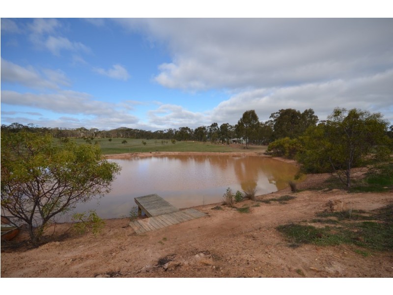 99 Glenister Gap Road, Navarre VIC 3384