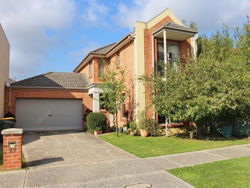 27 Ayrvale Avenue, Lake Gardens VIC 3355