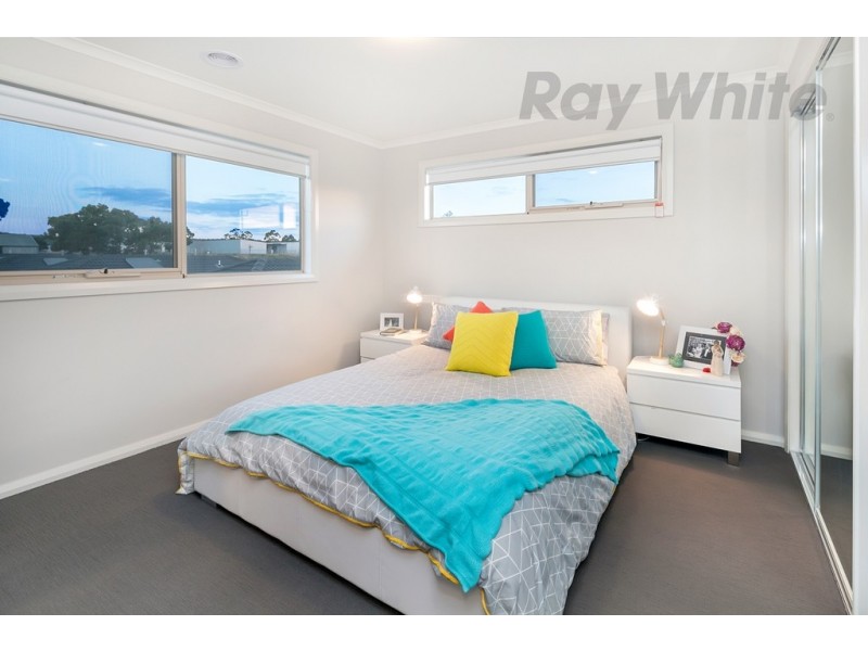 21 Ron Court, Canadian VIC 3350