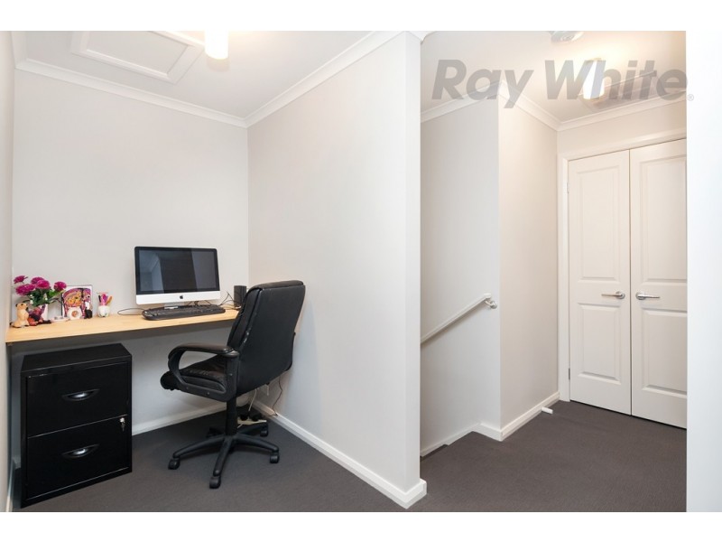 21 Ron Court, Canadian VIC 3350