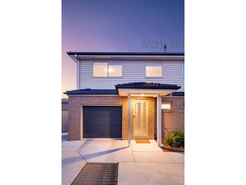 21 Ron Court, Canadian VIC 3350