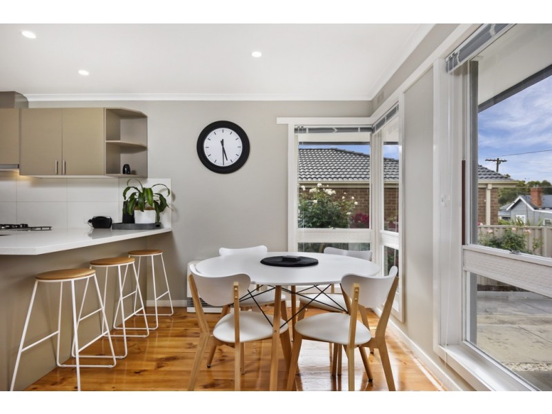 4 Maxlyn Avenue, Ballarat East VIC 3350