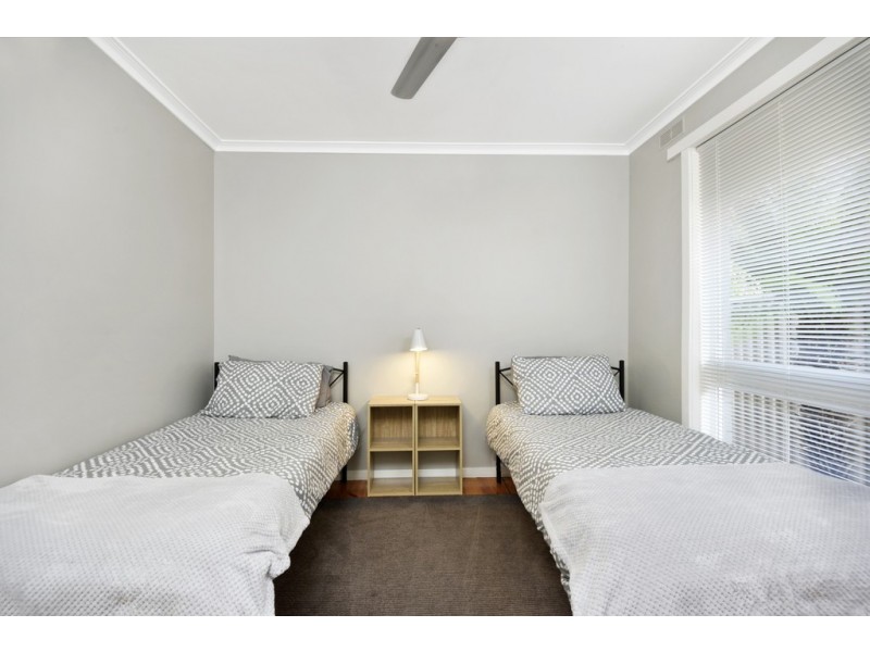 4 Maxlyn Avenue, Ballarat East VIC 3350