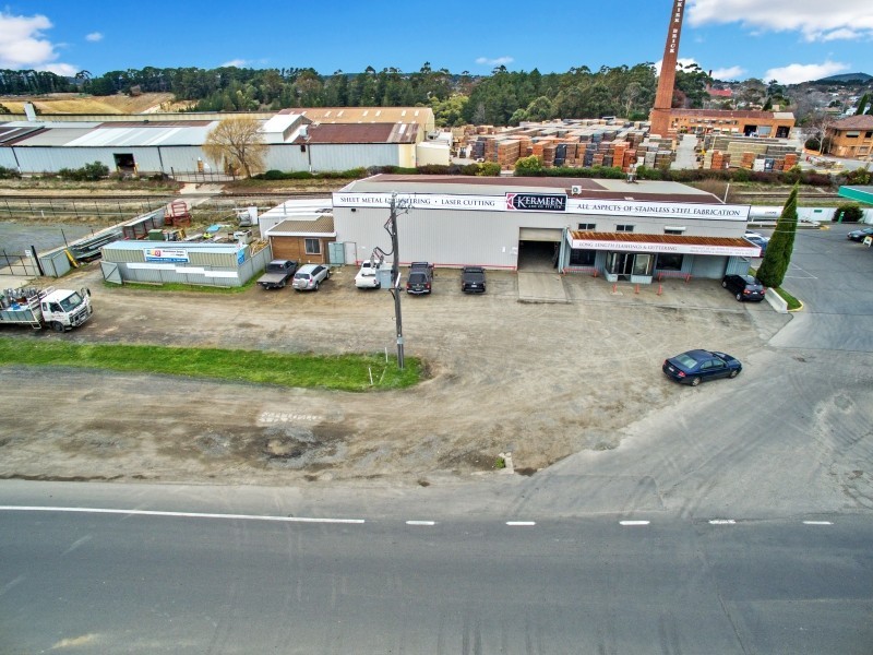 706 Creswick Road, Wendouree VIC 3355