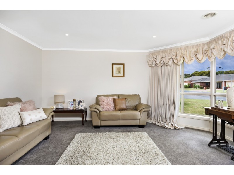 1 Ashford Court, Invermay Park VIC 3350