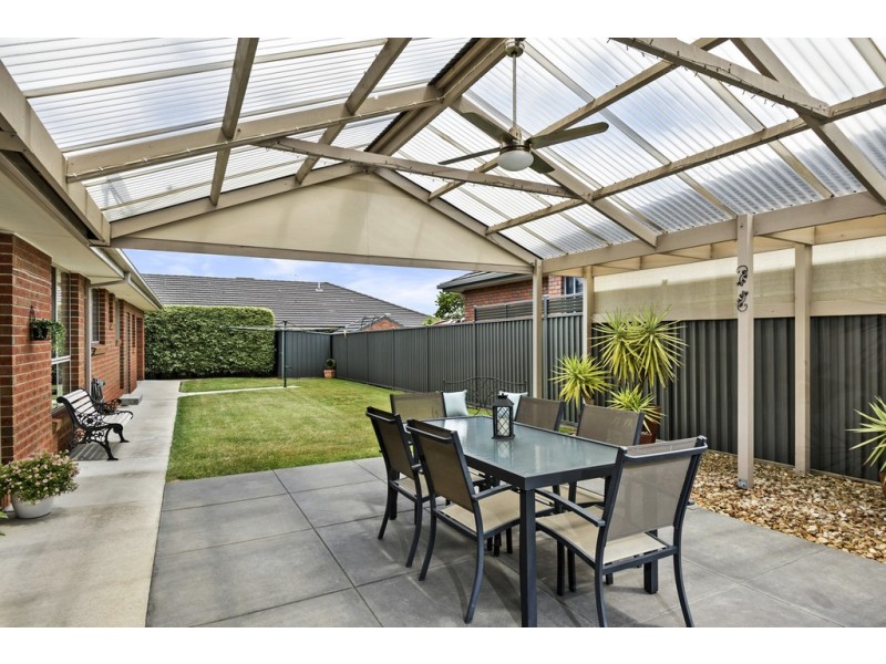 1 Ashford Court, Invermay Park VIC 3350