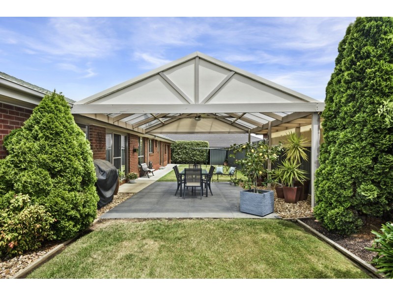 1 Ashford Court, Invermay Park VIC 3350