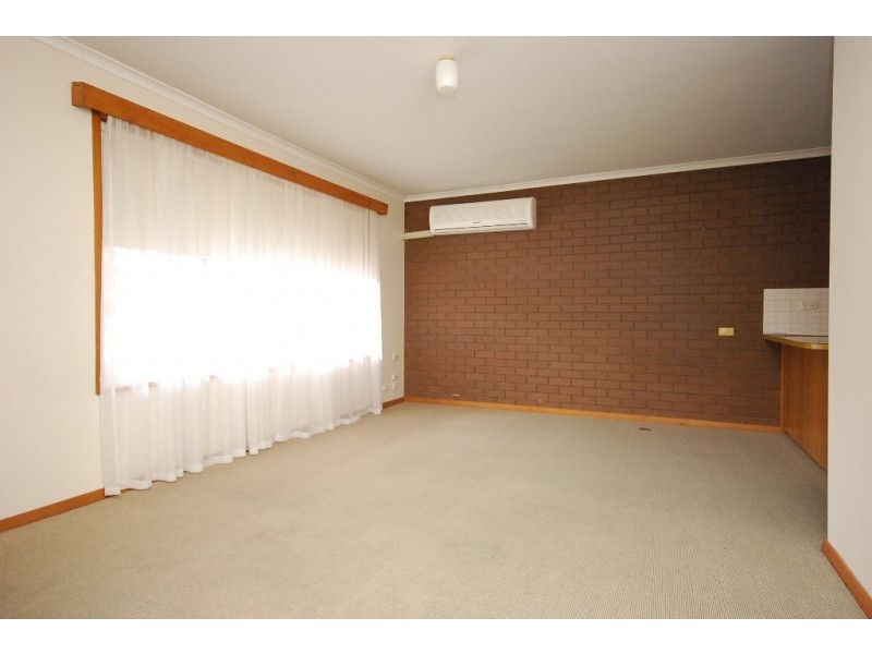 4/8 Aquila Court, Ballarat North VIC 3350