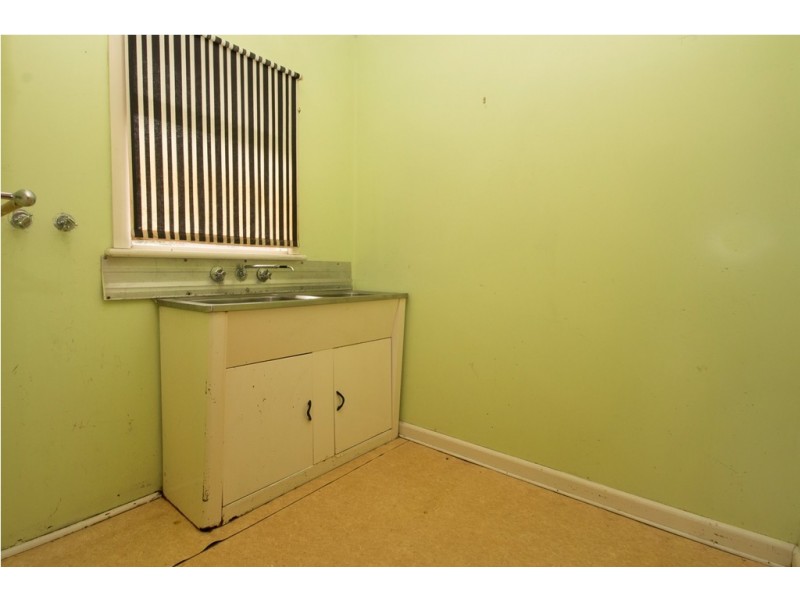 106 Lylia Avenue, Mount Clear VIC 3350