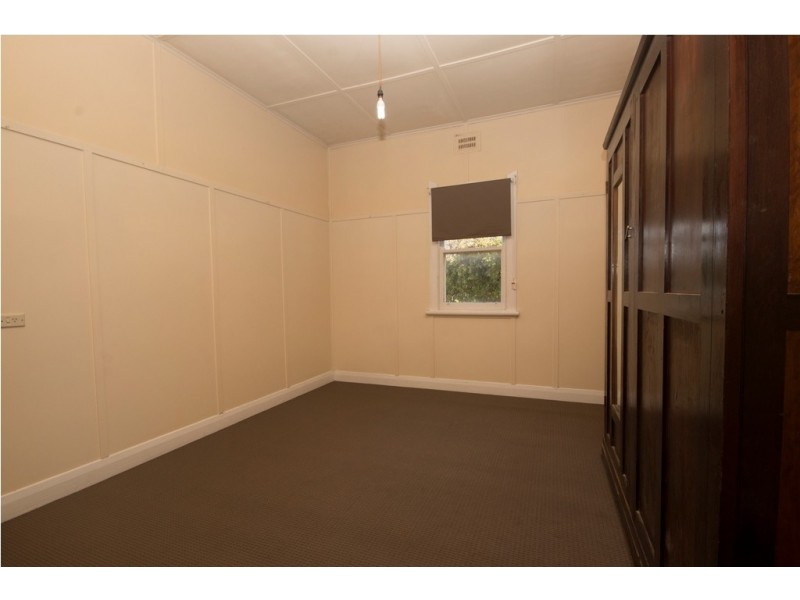 16 Albert Street, Sebastopol VIC 3356