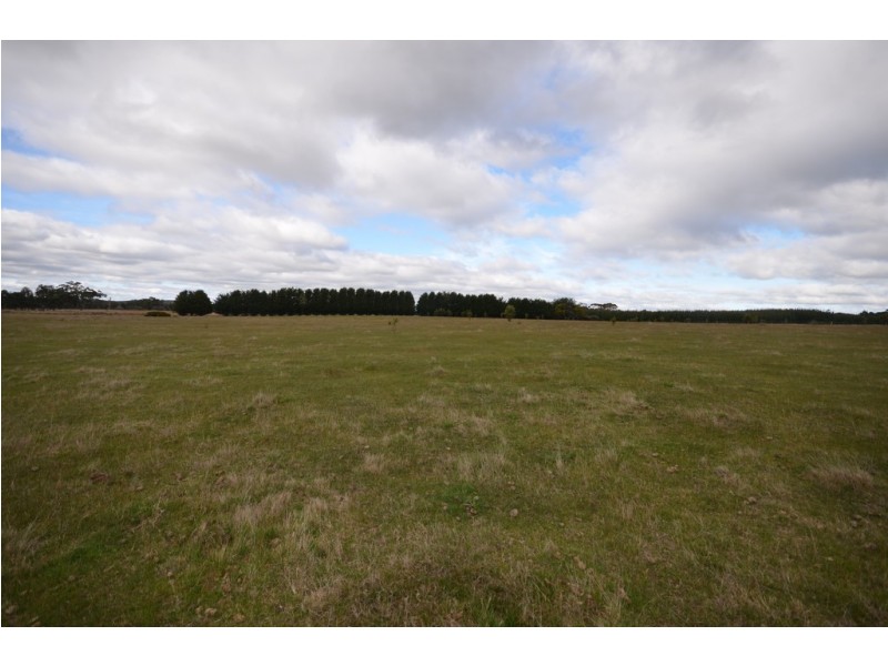 CA 16 Horsecrafts Road, Lal Lal VIC 3352