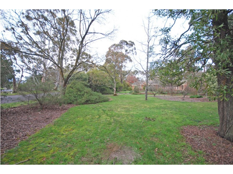 1/2002 Geelong Road, Mount Helen VIC 3350