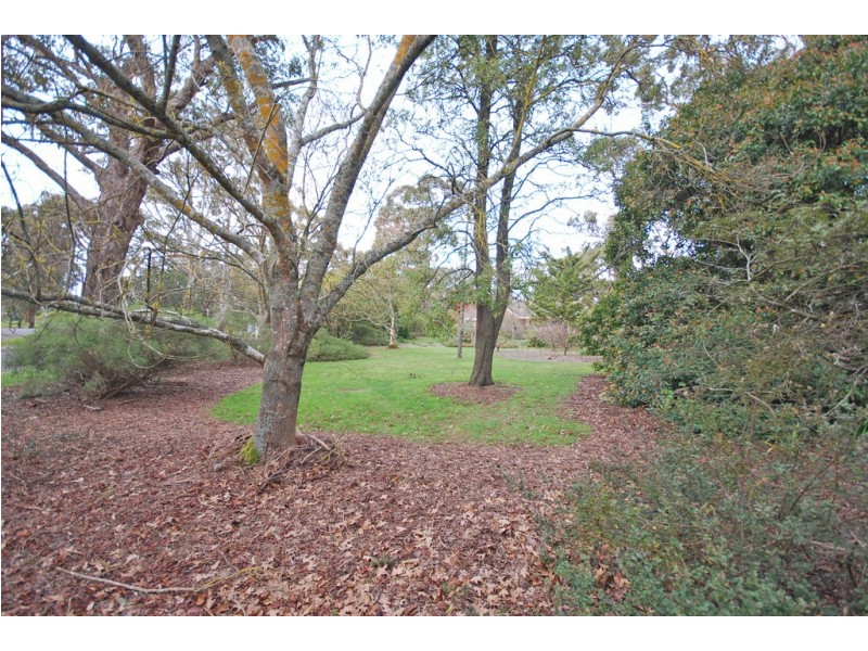 1/2002 Geelong Road, Mount Helen VIC 3350