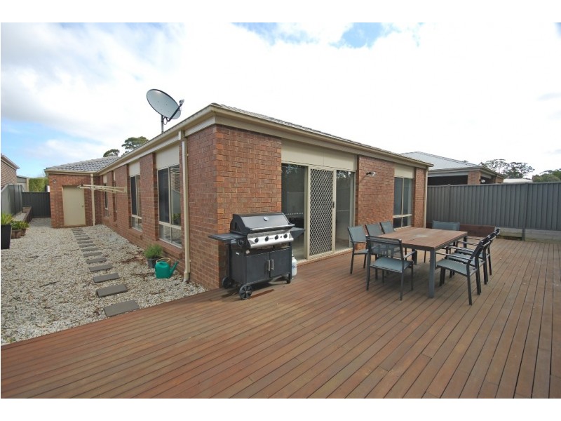 23 St Mirren Drive, Nerrina VIC 3350