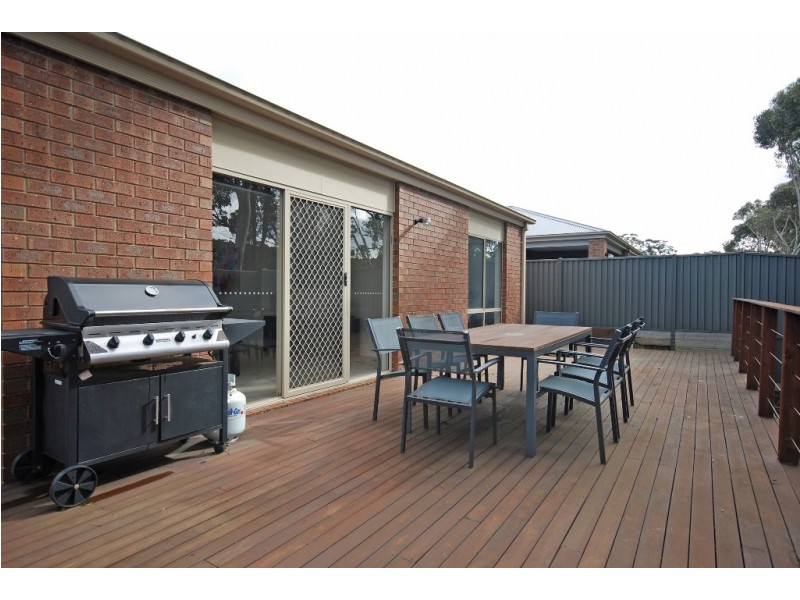 23 St Mirren Drive, Nerrina VIC 3350