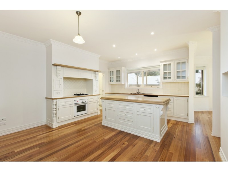 6 Gray Street, Ballarat East VIC 3350