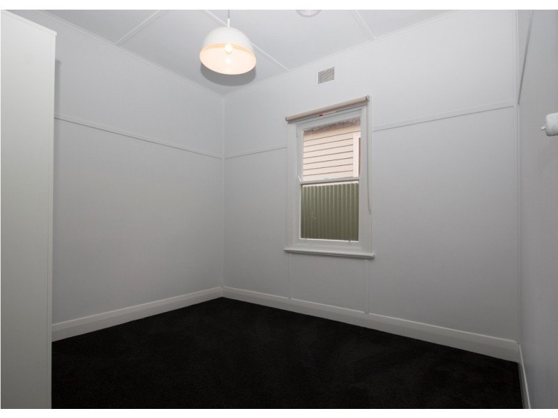 304 Pleasant Street South, Newington VIC 3350