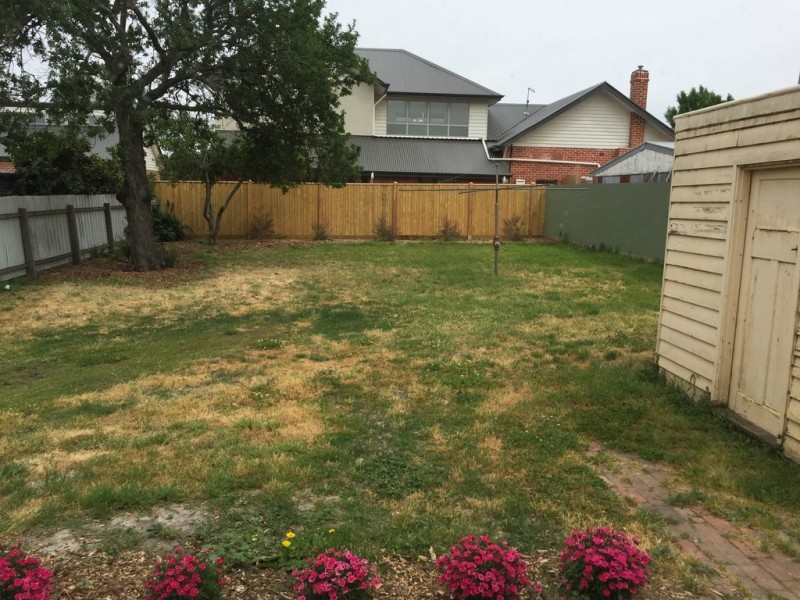 304 Pleasant Street South, Newington VIC 3350