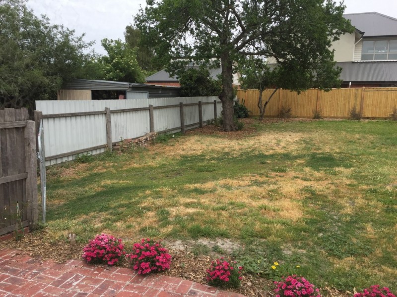 304 Pleasant Street South, Newington VIC 3350