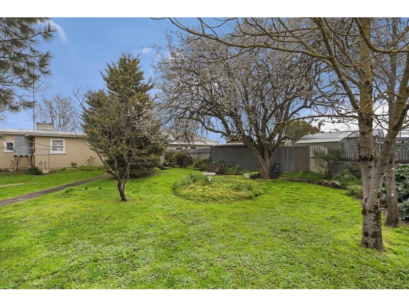 3 Miller Street, Sebastopol VIC 3356