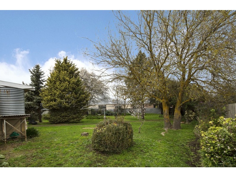 3 Miller Street, Sebastopol VIC 3356