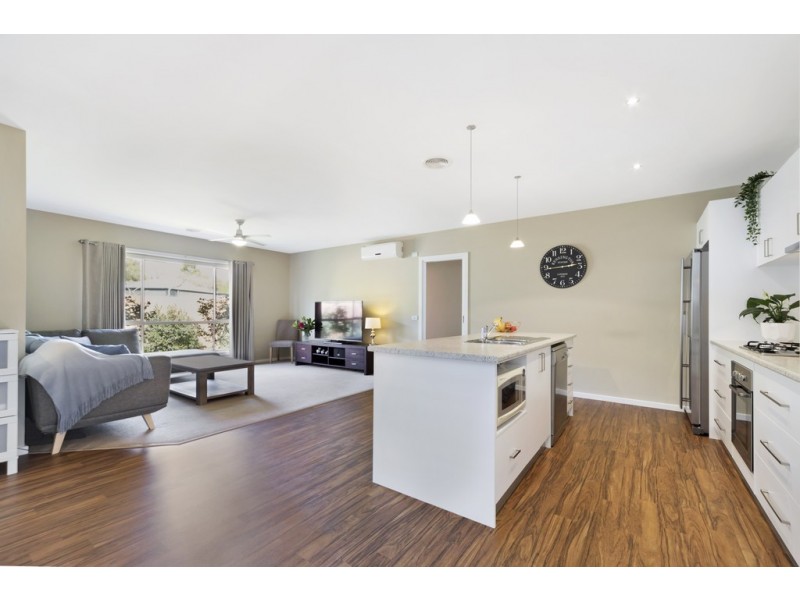 11 Ludbrook Court, Brown Hill VIC 3350