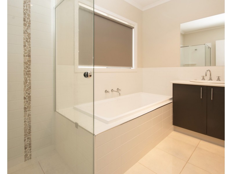 26 Brahman Drive, Delacombe VIC 3356