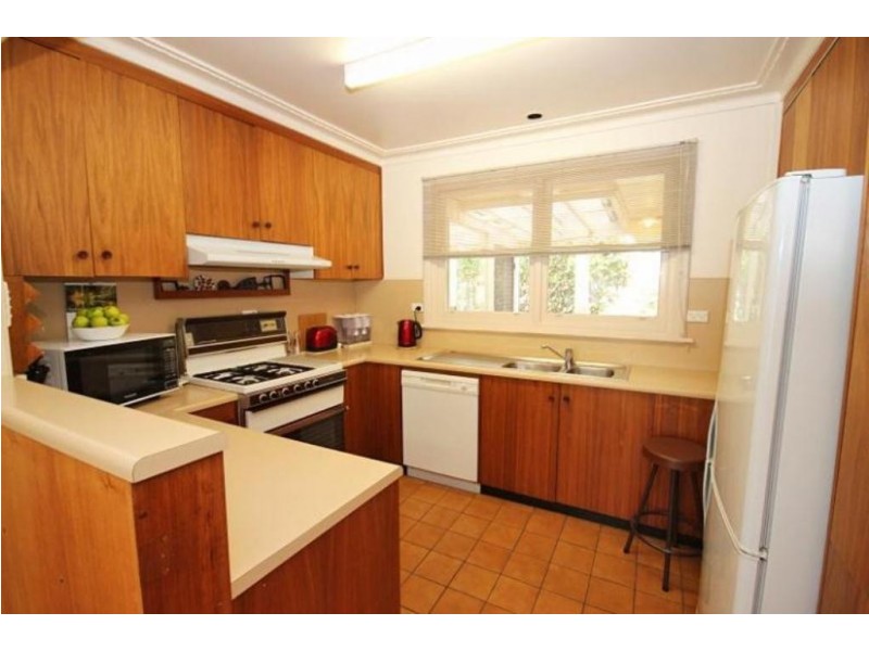 5 El Ramelah Avenue, Wendouree VIC 3355