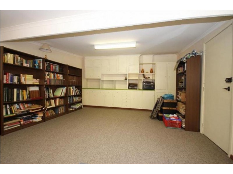 5 El Ramelah Avenue, Wendouree VIC 3355