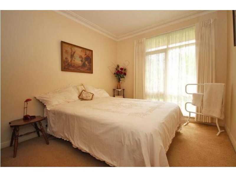 5 El Ramelah Avenue, Wendouree VIC 3355