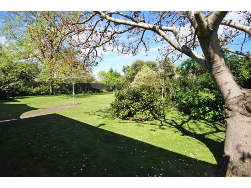 5 El Ramelah Avenue, Wendouree VIC 3355