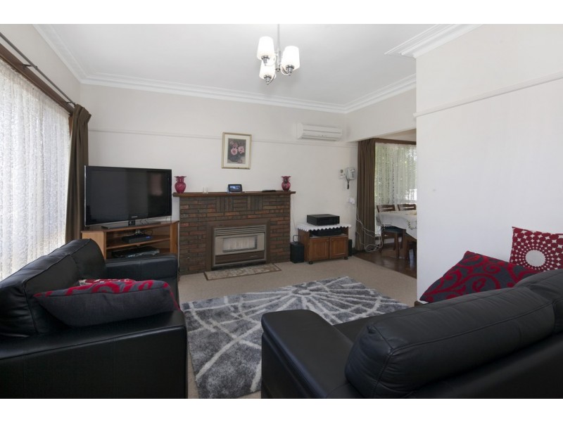 4 Margaret Street, Wendouree VIC 3355